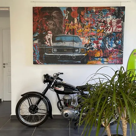 Art_booking . . . By Benoit_b Apartment *
